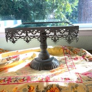 Shabby Chic / Farmhouse stand with Mirror.